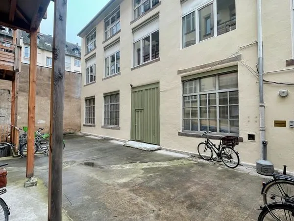 Location de bureau coworking 4m2