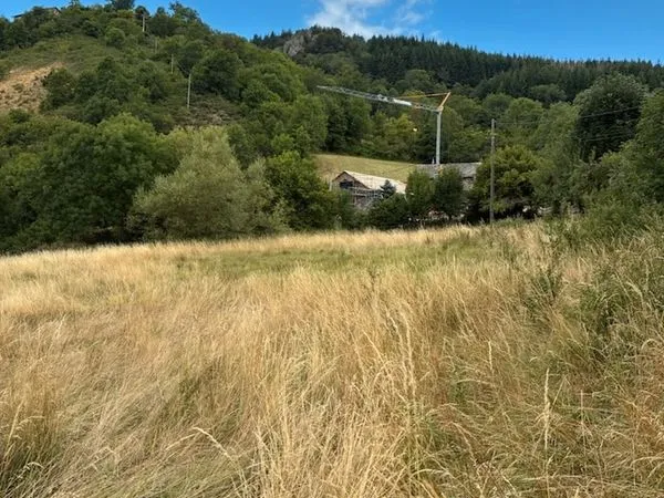 Beau Terrain 2340 m2