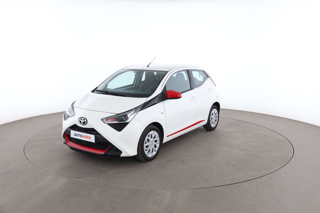 Toyota Aygo 1.0 VVT-i X-Play — photo 1