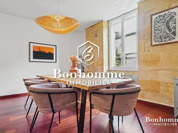 Maison 5 pièces 145 m²
