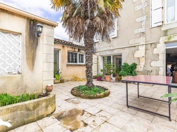 Maison 8 pièces 167 m²