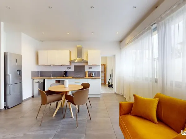 Chambre 5 pièces 78 m²