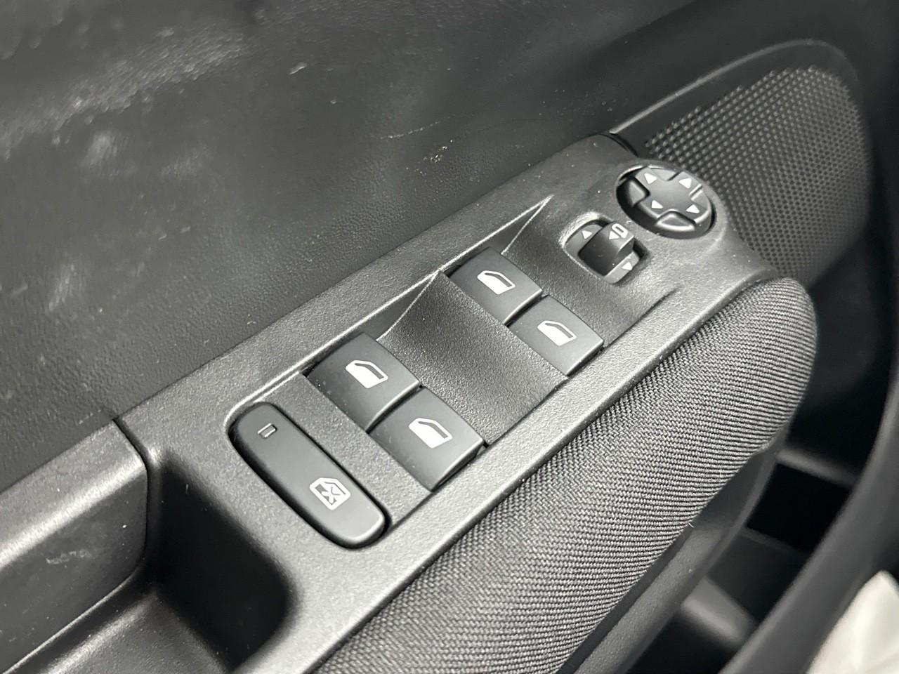 Citroën C3 Aircross puretech 130 s&s eat6 shine pack — photo 15
