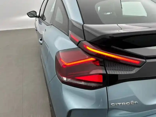 Citroën C4 e- 136 ch automatique — photo 17