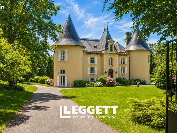 Château 16 pièces 671 m²