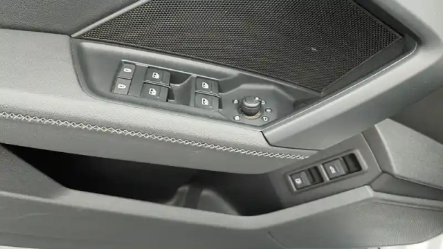 Audi A3 sportback 40 tfsie 204 s tronic 6 — photo 21