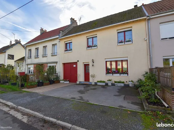 Belle maison village