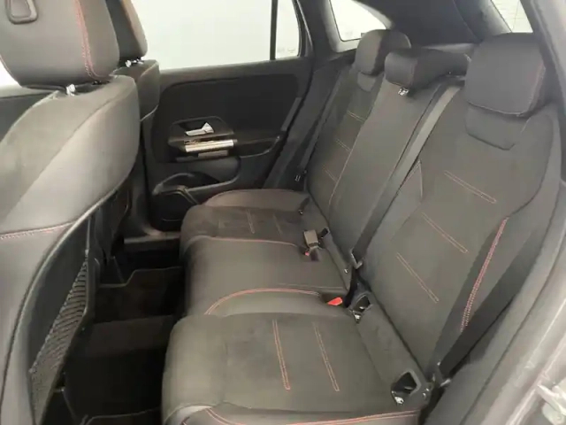 Mercedes Gla 200 d 8g-dct — photo 35