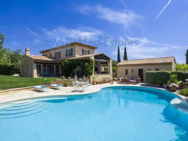 Maison 5 pièces 160 m²