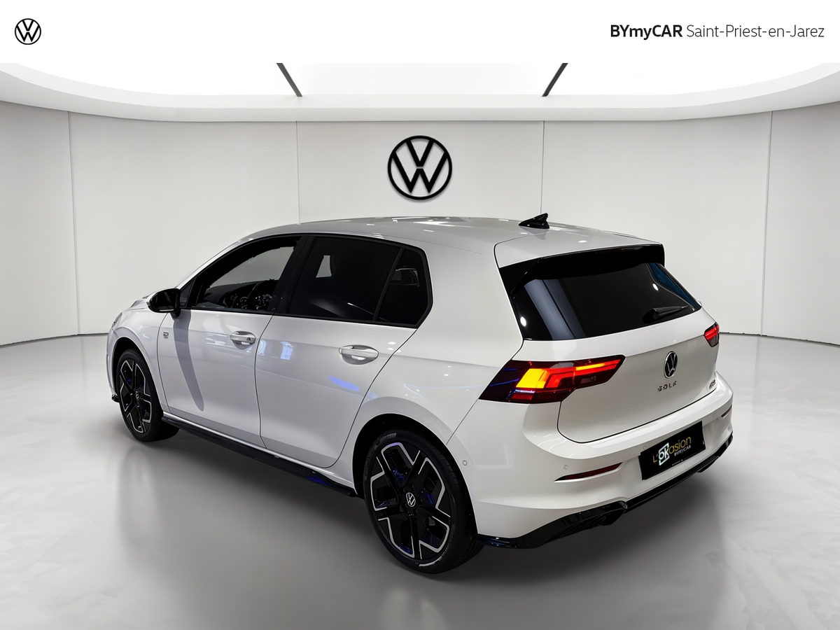 Volkswagen Golf 1.5 eTSI EVO2 116 DSG7 — photo 3