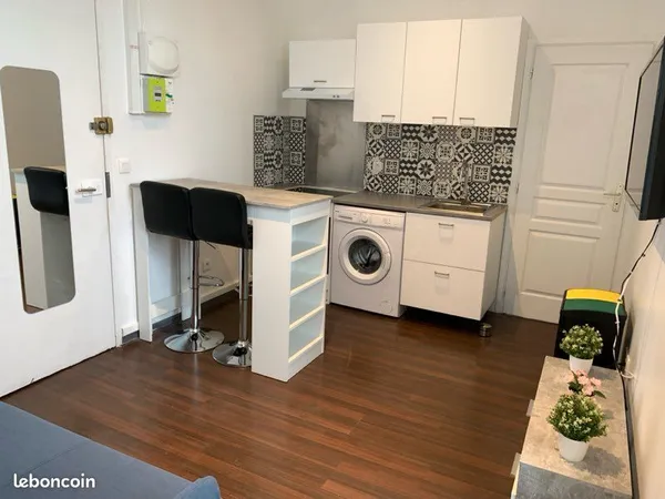 Appartement T2 meublé proche ISAT, centre ville, écoles