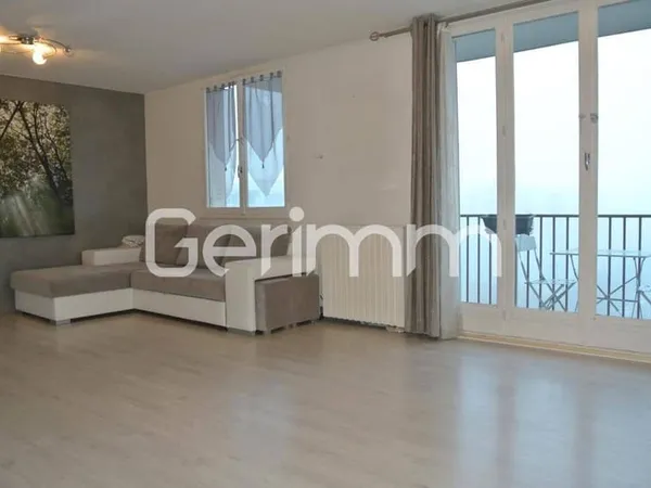 Appartement 3 pièces 77 m²