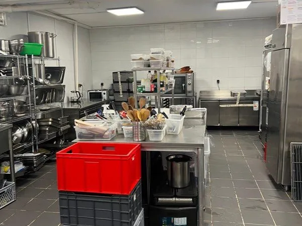 Location laboratoire traiteur équipé 70m2 Pantin