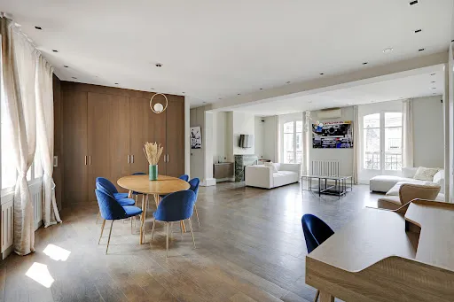 Appartement 4 pièces 170 m²