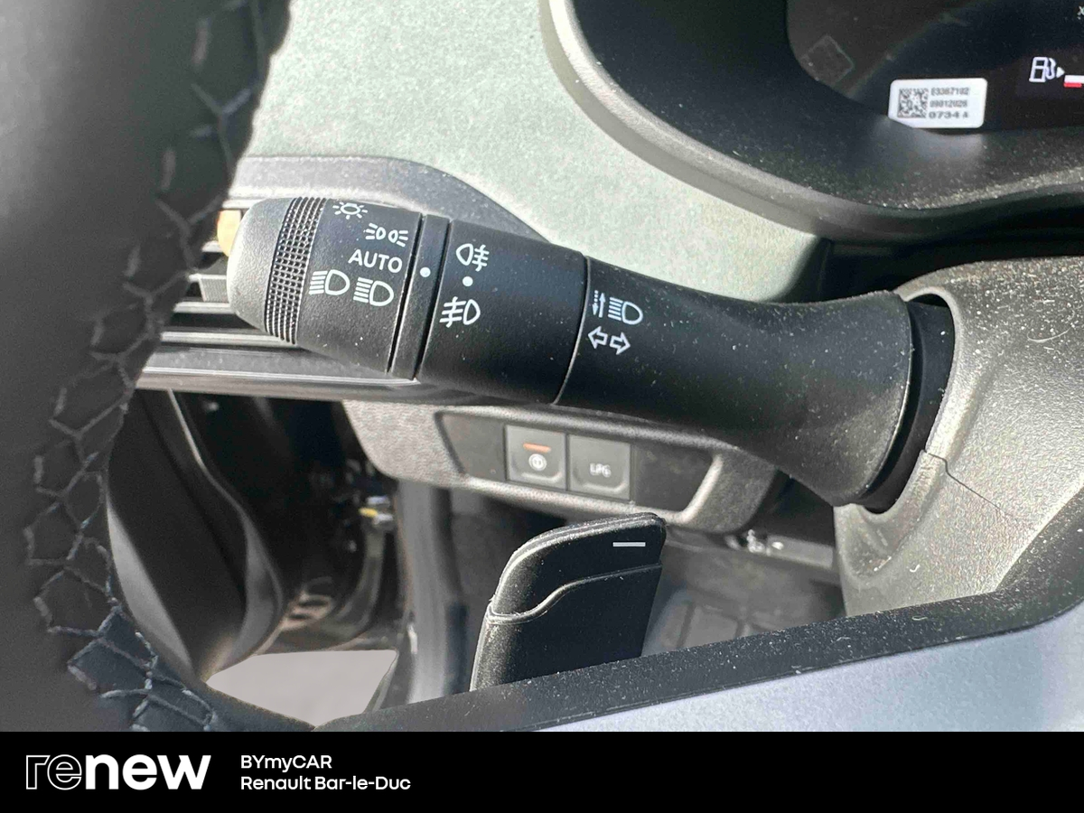 Dacia Sandero ECO-G 120 auto — photo 21
