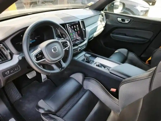 Volvo Xc60 t8 awd 310 + 145ch polestar engineered geartronic — photo 4