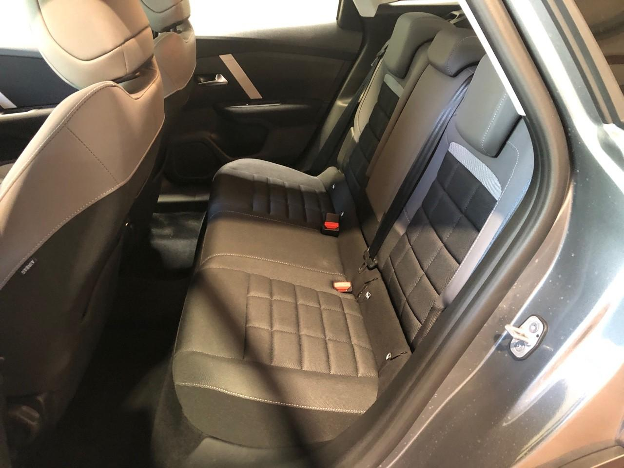 Citroën C4 hybride 136 e-dcs6 plus — photo 10