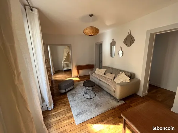 À LOUER - Appartement meublé 3 pièces de 51 m² - Paris 18e