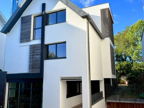 Vends maison - 330 m² - 10 pièces, 5 chambres - Vannes 56000