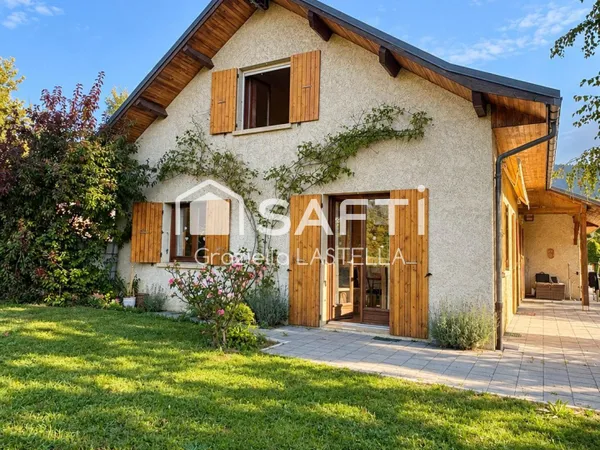 Maison 104 m2 - 114 m2 au sol - Terrain 1076 m2