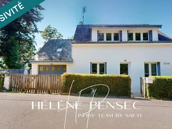 Bâtisse en pierre, 2 chambres, garage et terrain de 540 m².