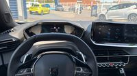 Peugeot 2008 1.2 Hybrid 145ch Style e-DCS6 — photo 11