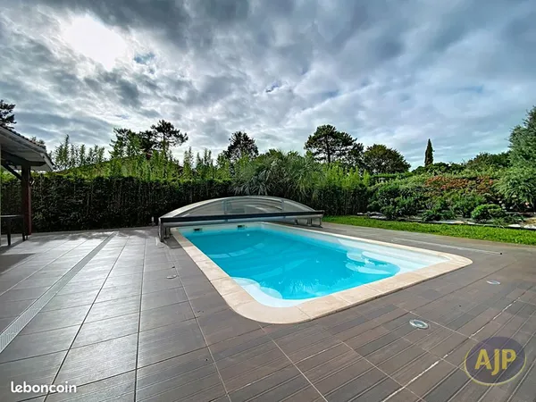 Maison 6 pièces 138 m²