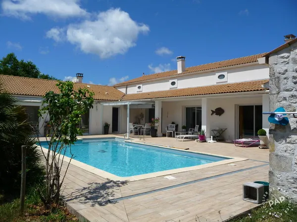 Maison 8 pièces 270 m²