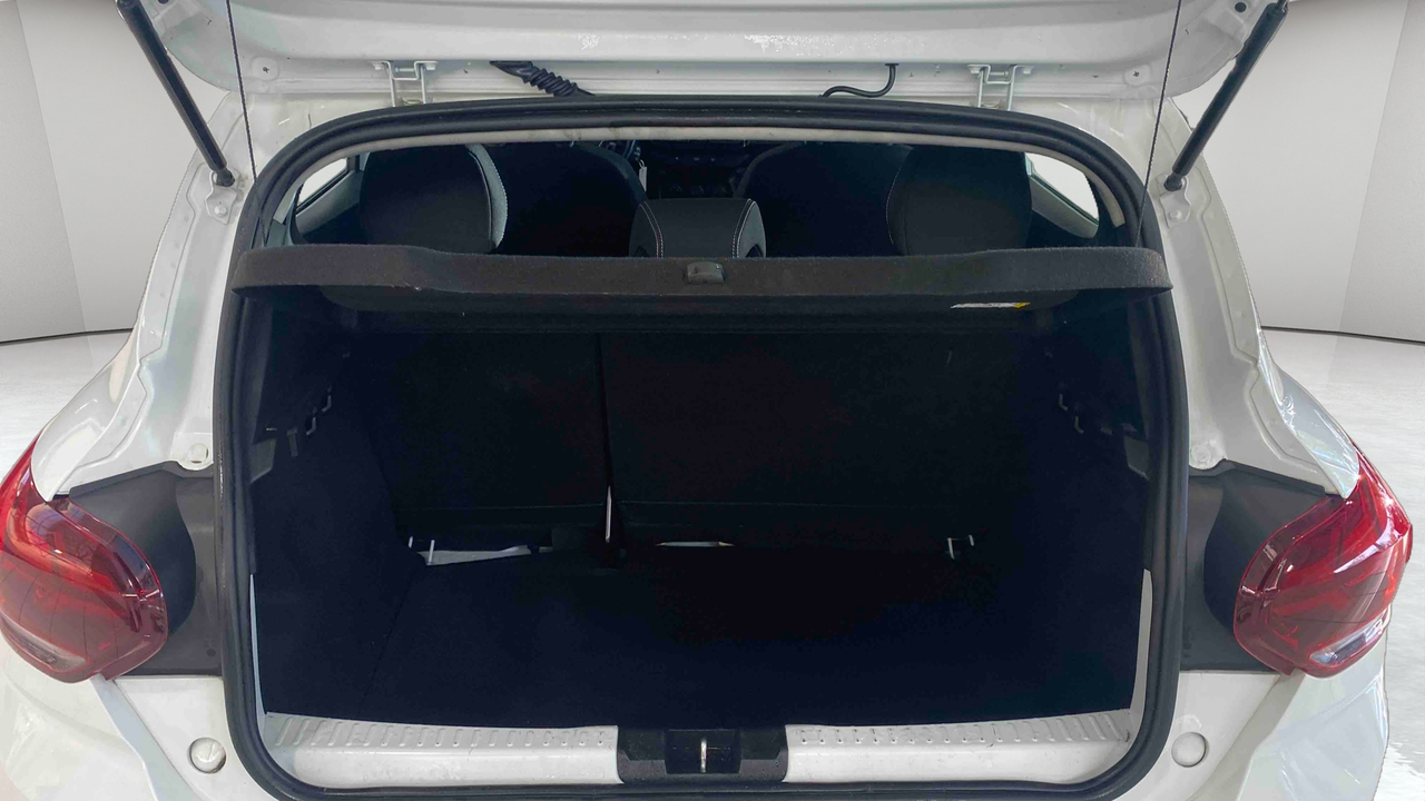 Dacia Sandero SCe 65 - 22 — photo 13