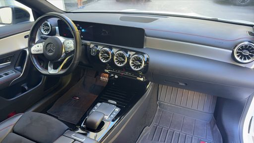 Mercedes Classe CLA 220 d 190 8G-DCT - AMG Line – 2022 – 65038 km – Diesel – Boîte Automatique — photo 19