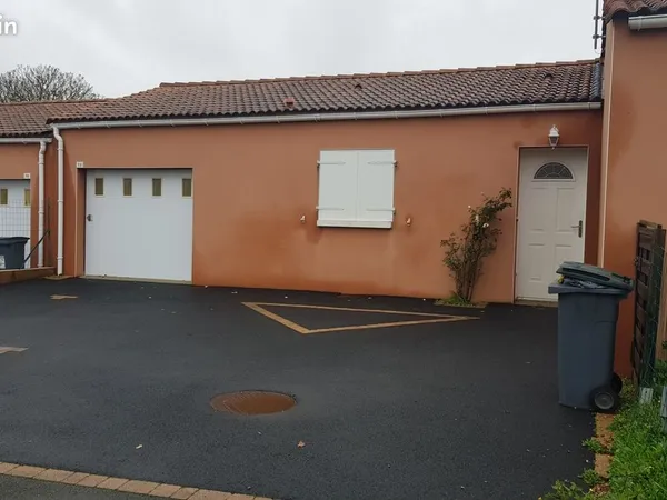 Maison Location Dompierre-sur-Yon 3p 70m² 790€