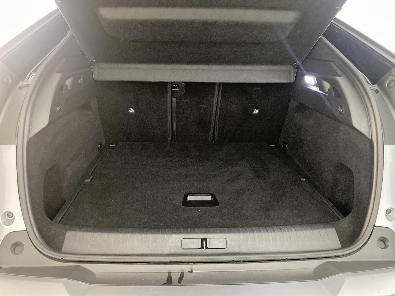 Peugeot 3008 hybrid 145 e-dcs6 gt — photo 6