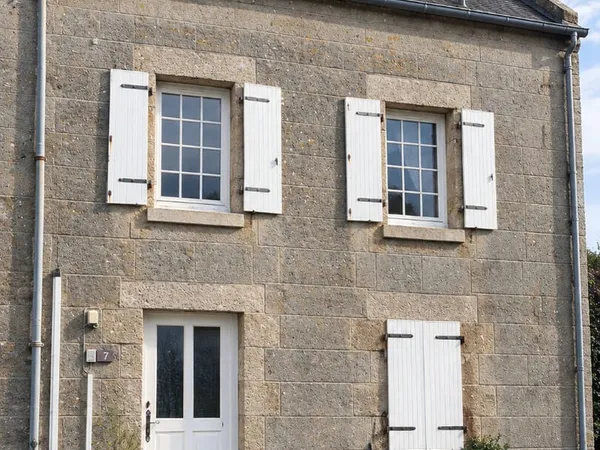 BOURG-BLANC, MAISON DE VILLE 53m2