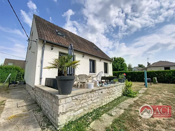 TOUS COMMERCES SUR PLACE/ 11' BRAY ET LU