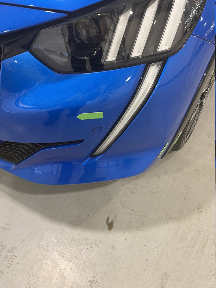 Peugeot 208 — photo 38