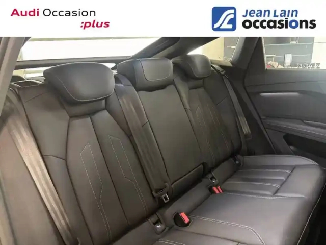 Audi Q4 E-Tron sportback 50 299 ch 82 kwh quattro — photo 17