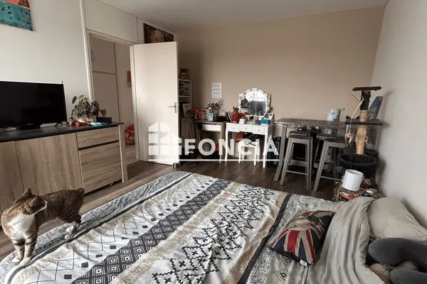 Studio 1 pièce 35 m²