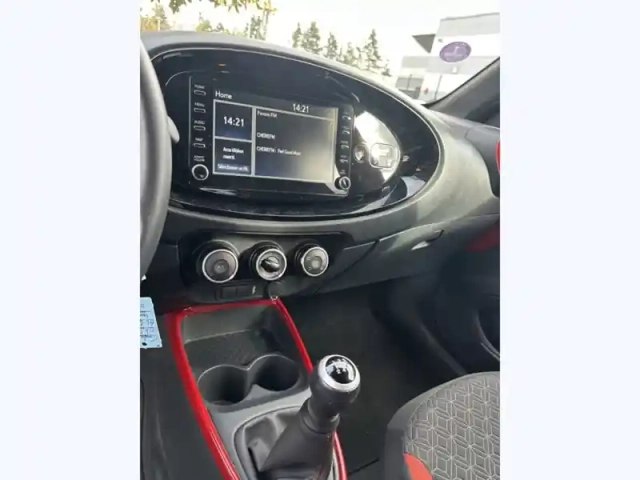 Toyota Aygo 1.0 vvt-i 72 design — photo 21
