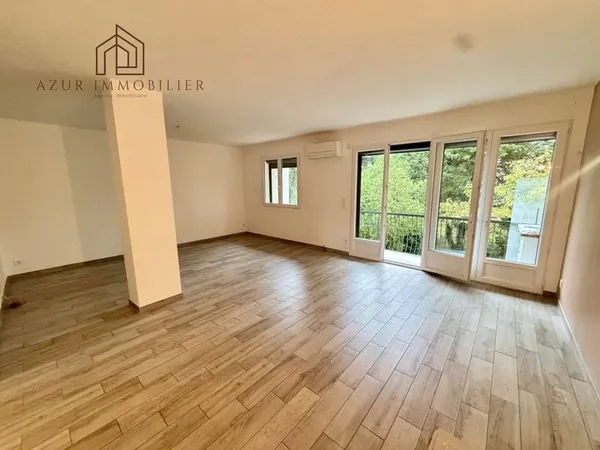 Appartement 4 pièces 94 m²