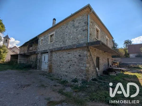 Maison 10 pièces 475 m²