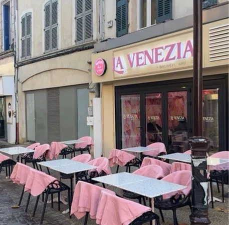 Fonds de commerce restaurant / brunch - clé en main - 99 000
