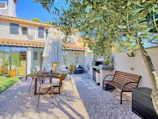 LA GARDE - MAISON DE 95 M2 EN PARFAITE ETAT