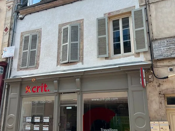 Immeuble 4 pièces 220 m²