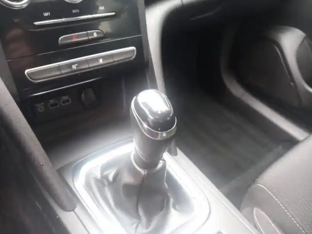 Renault Megane mégane iv berline tce 115 fap — photo 45