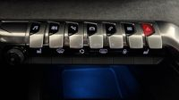 Peugeot 3008 1.2 PureTech 130ch S&S GT EAT8 — photo 26