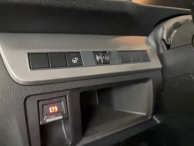 Peugeot Expert e- fgn m electrique 100kwh (136ch) batterie 75 kwh — photo 32
