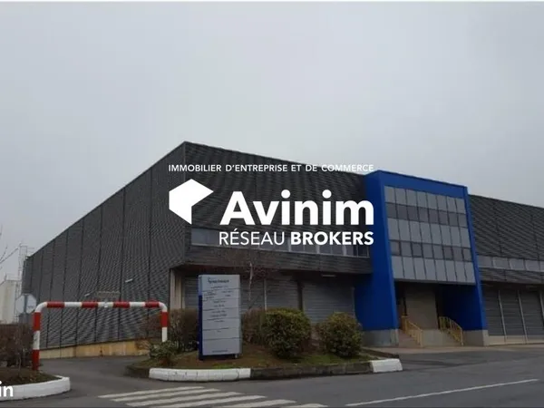 Local 225 m² Aulnay-sous-Bois