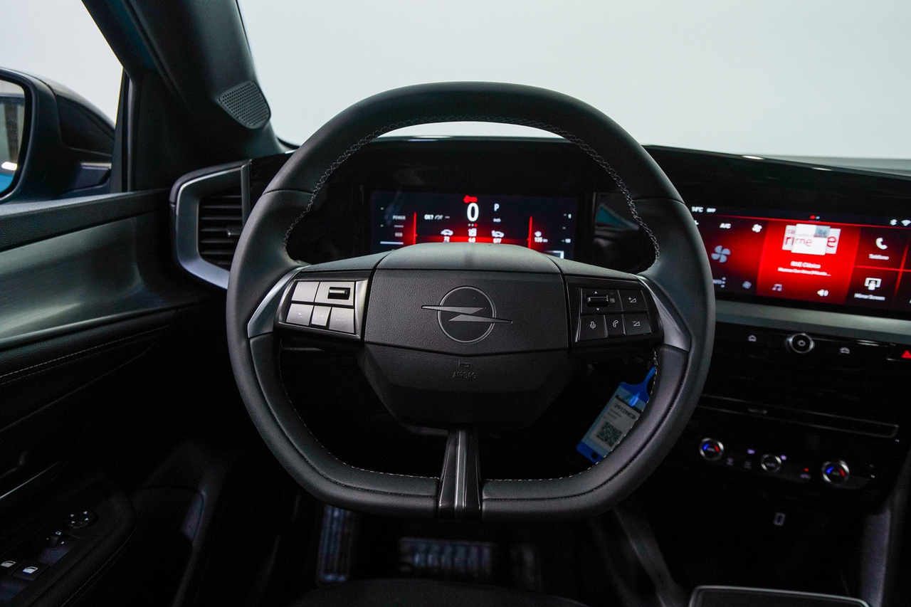 Opel Mokka — photo 17