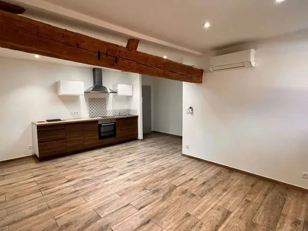 Appartement Location Chabanais 2p 64m² 535€