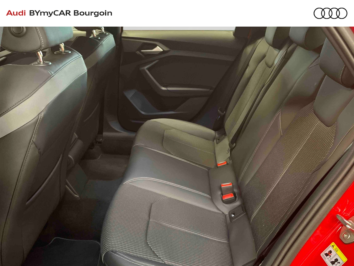 Audi A1 Sportback 30 TFSI 116 ch S tronic 7 — photo 12